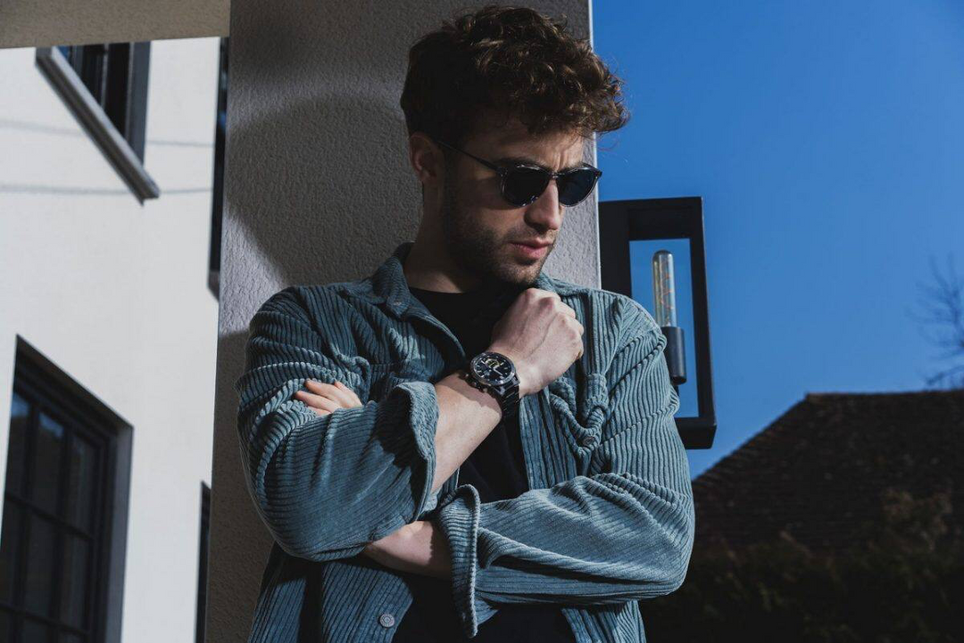 CASIO EDIFICE ECB-40DC-1ADF SOSPENSIONE MEN WATCH