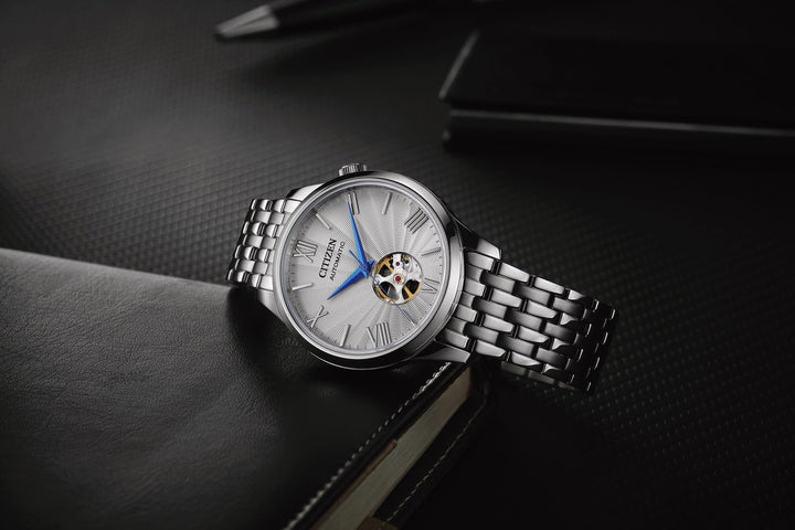 CITIZEN NH9130-84A MECHANICAL MEN WATCH