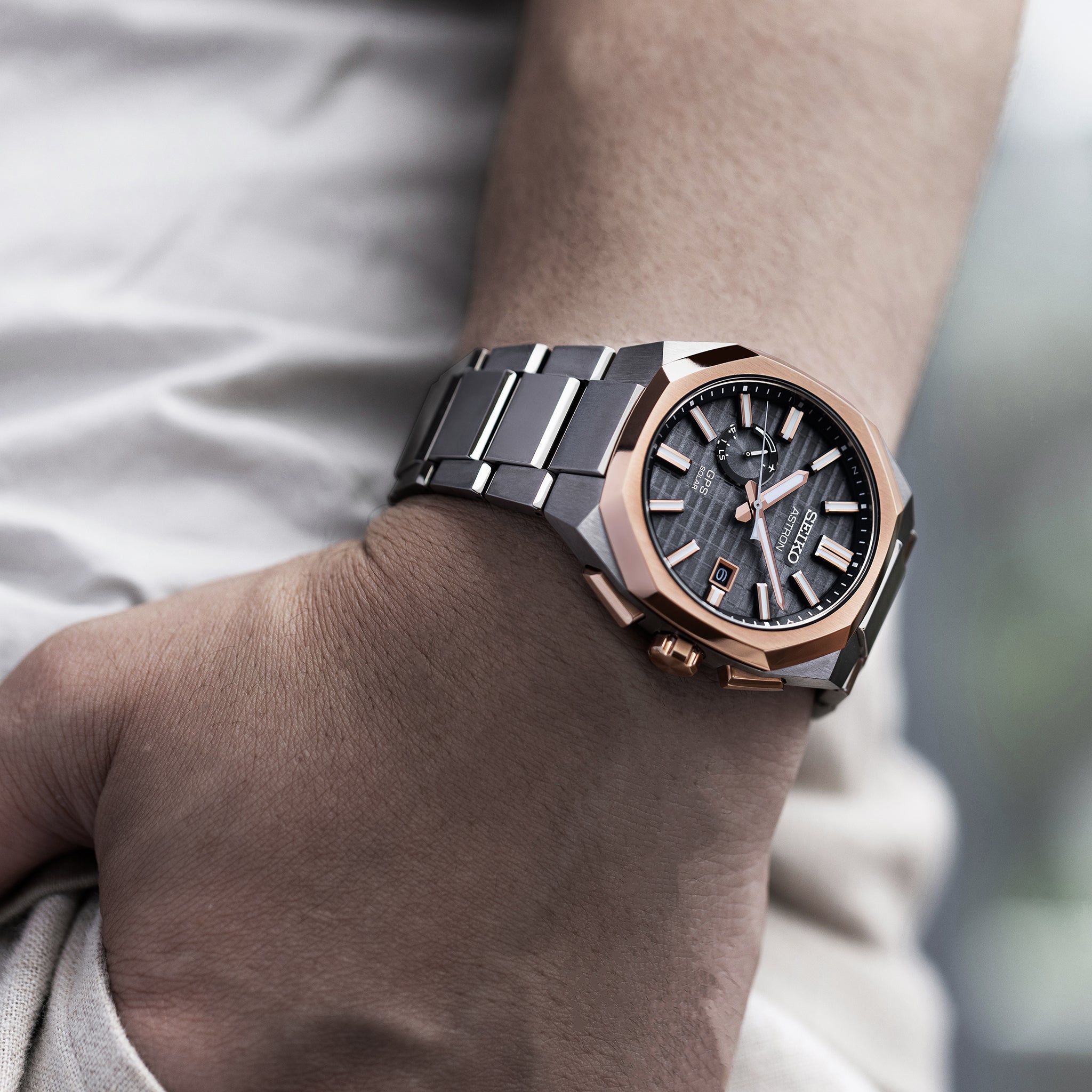SEIKO ASTRON SSJ014J1 'ROSE GOLD' CRYSTAL BOX GPS SOLAR MEN WATCH