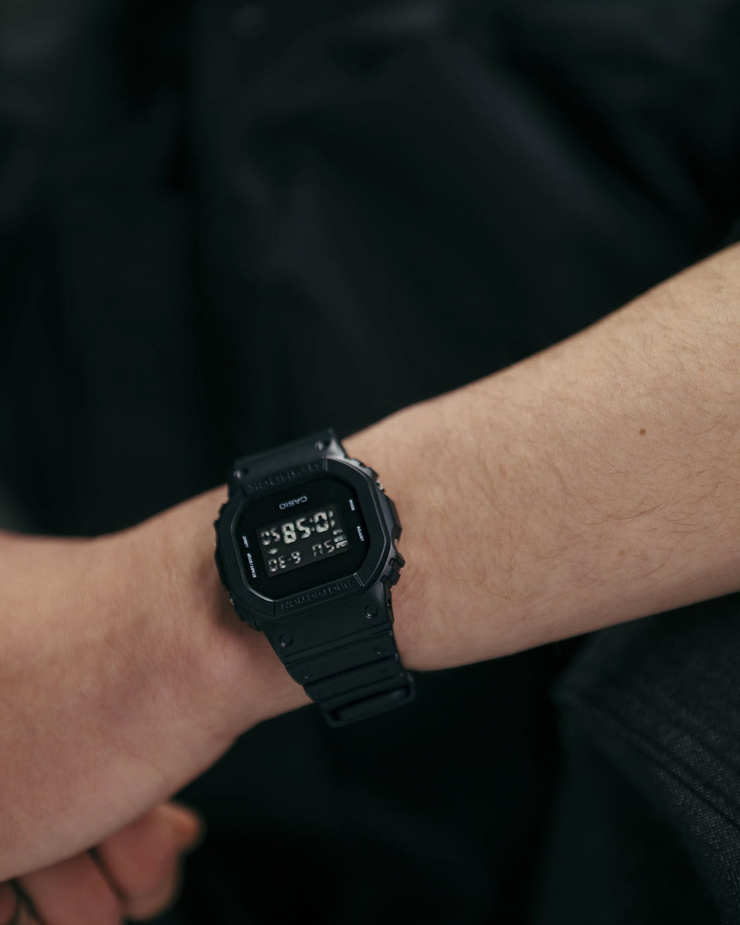 CASIO G-SHOCK DW-5600UBB-1DR SPECIAL COLOR MODELS BLACK WATCH