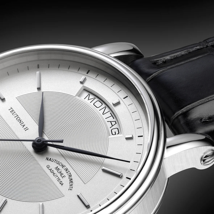 MÜHLE-GLASHÜTTE TEUTONIA II DAY/DATE M1-33-65-MB AUTOMATIC METAL STRAP MEN WATCH