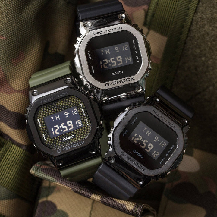 CASIO G-SHOCK GM-5600U-1DR DIGITAL SILVER BLACK WATCH