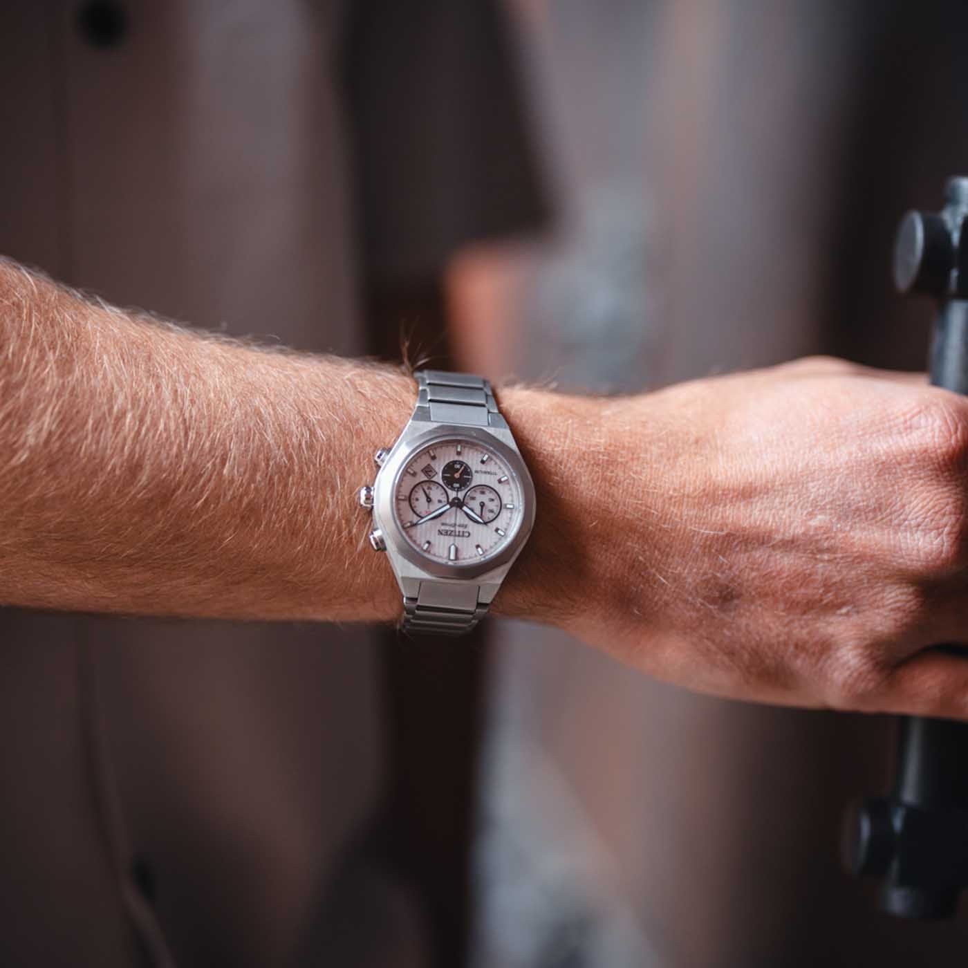 Citizen CA4690-51A Super Titanium Eco-Drive | City Chain – City