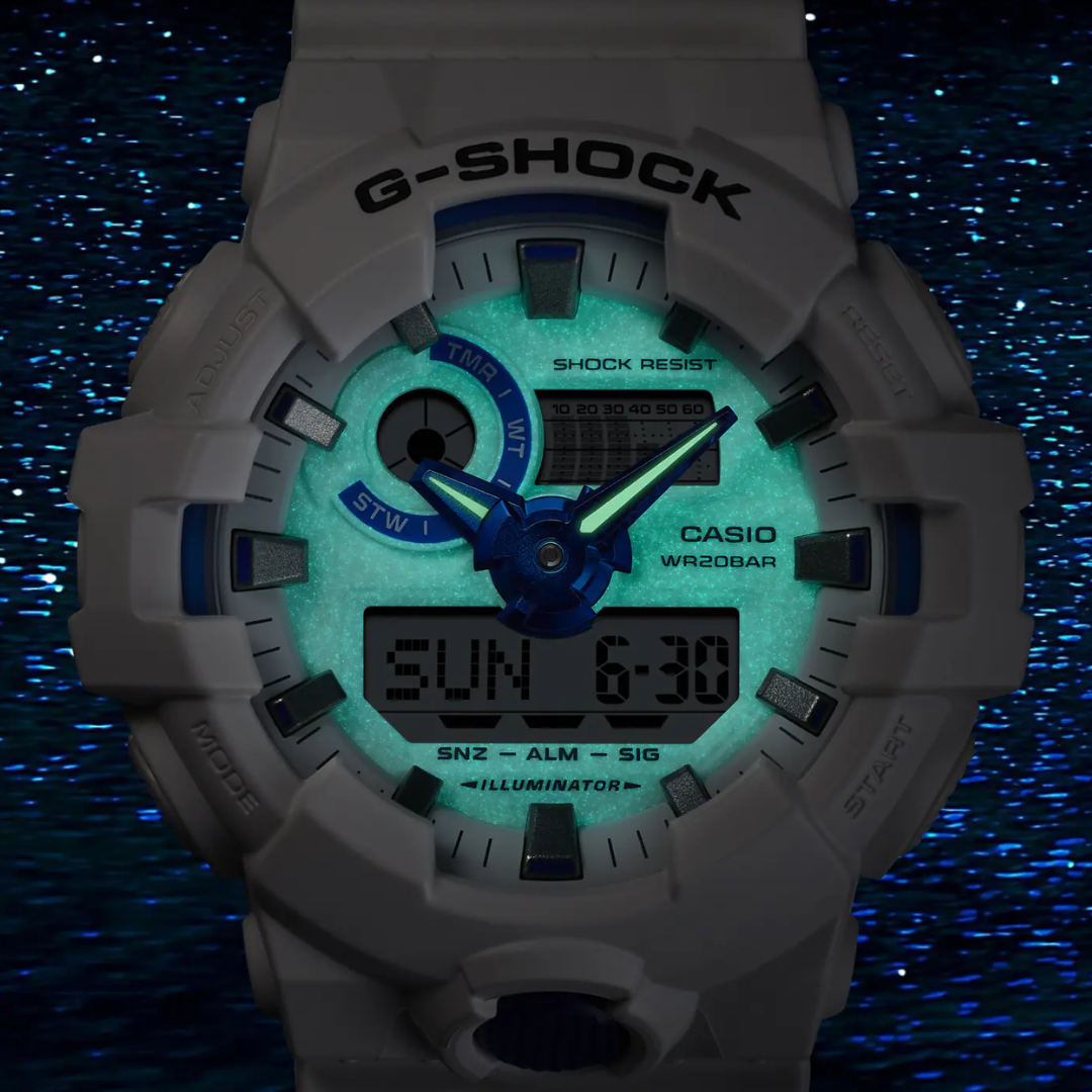CASIO G-SHOCK GA-700HDS-7ADR STANDARD ANALOG-DIGITAL WHITE WATCH