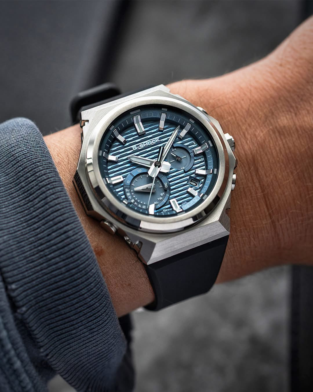 CASIO G-SHOCK G-STEEL GST-B1000-2ADR BLUE SOLAR MEN WATCH