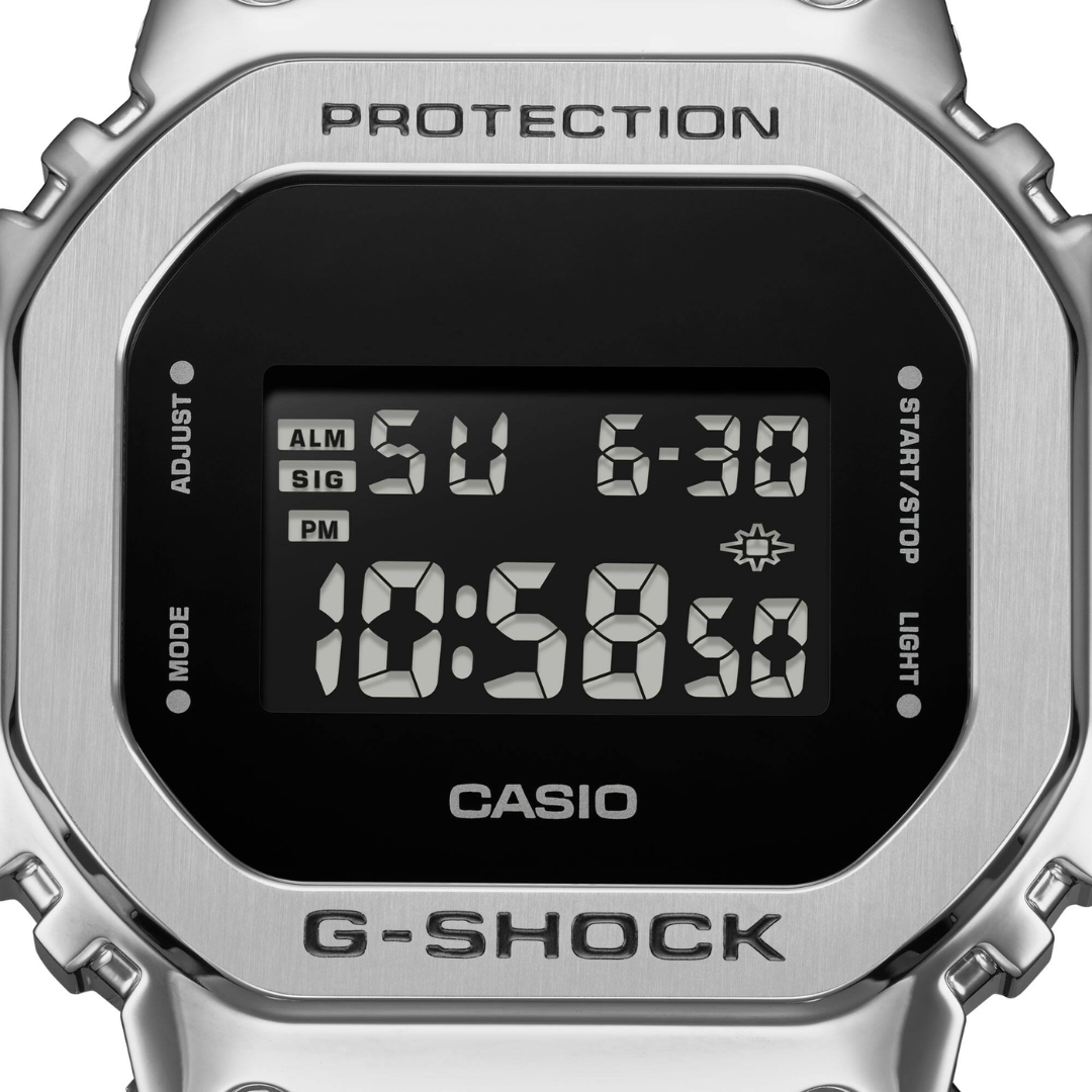 CASIO G-SHOCK GM-5600U-1DR DIGITAL SILVER BLACK WATCH