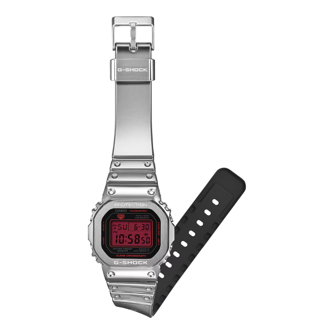 CASIO G-SHOCK GM-5600YRA-8DR FINE METALLIC DIGITAL SILVER WATCH