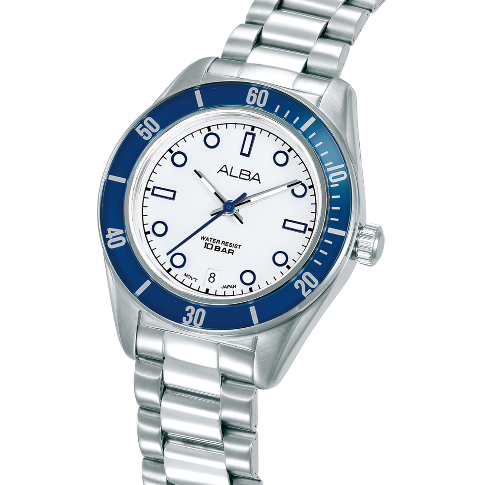 Alba AG8Q63X side profile — stainless steel case, lug and bracelet detail with navy blue sport bezel