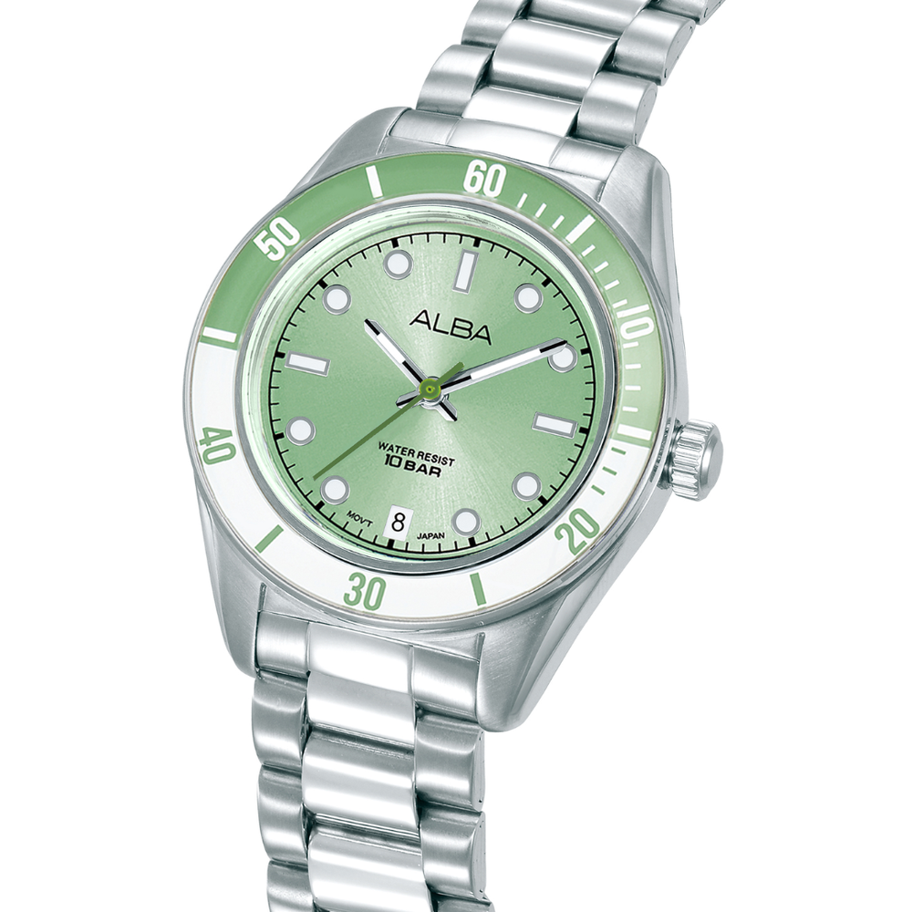 Alba AG8Q67X side profile — stainless steel case with green sport bezel and silver bracelet