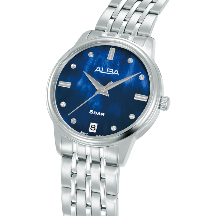 Alba AG8Q77X side profile — 28mm polished silver stainless steel case with five-link bracelet