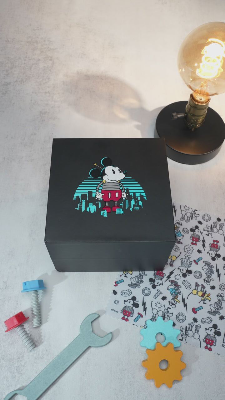SOLVIL ET TITUS MICKEY MOUSE LIFESTYLE LIMITED EDITION "CHARGED UP" MECHANICAL MEN WATCH W06-03379-002