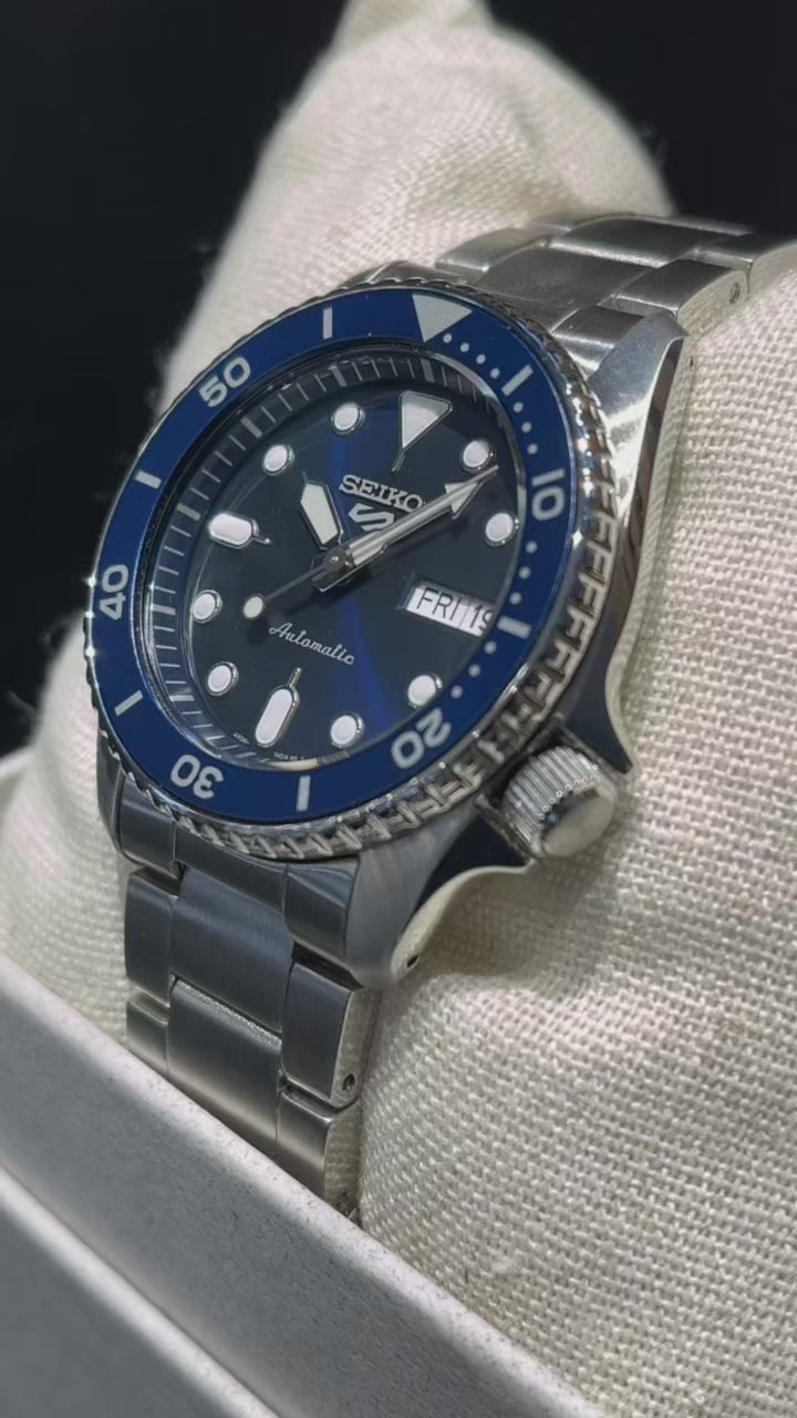 SEIKO 5 SPORTS SRPL77K1 SKX SERIES AUTOMATIC MEN WATCH