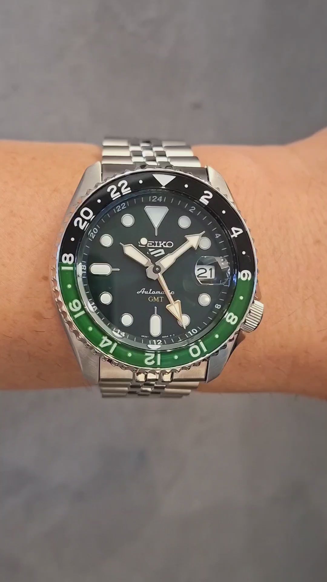 SEIKO 5 SPORTS SSK035K1 AUTOMATIC G.M.T. MEN WATCH