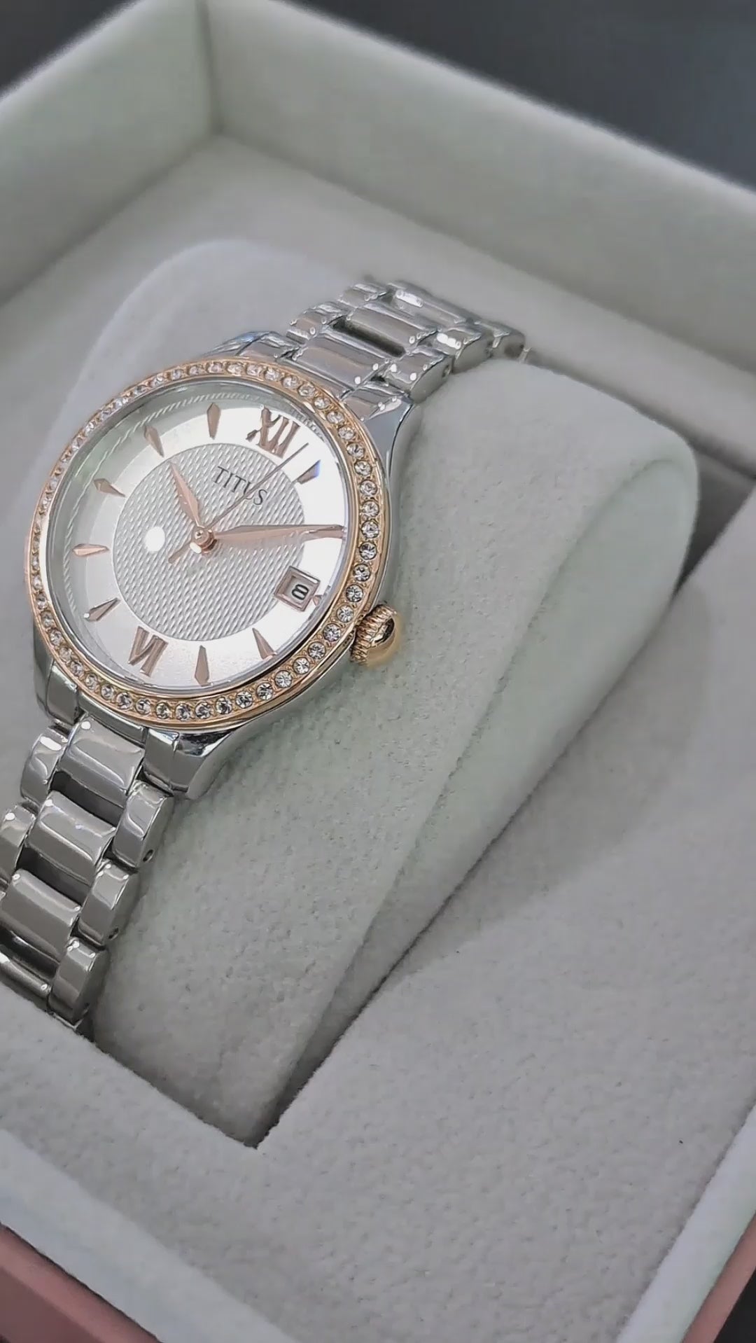 SOLVIL ET TITUS FAIR LADY W06-03354-001 3 HANDS DATE QUARTZ WOMEN WATCH