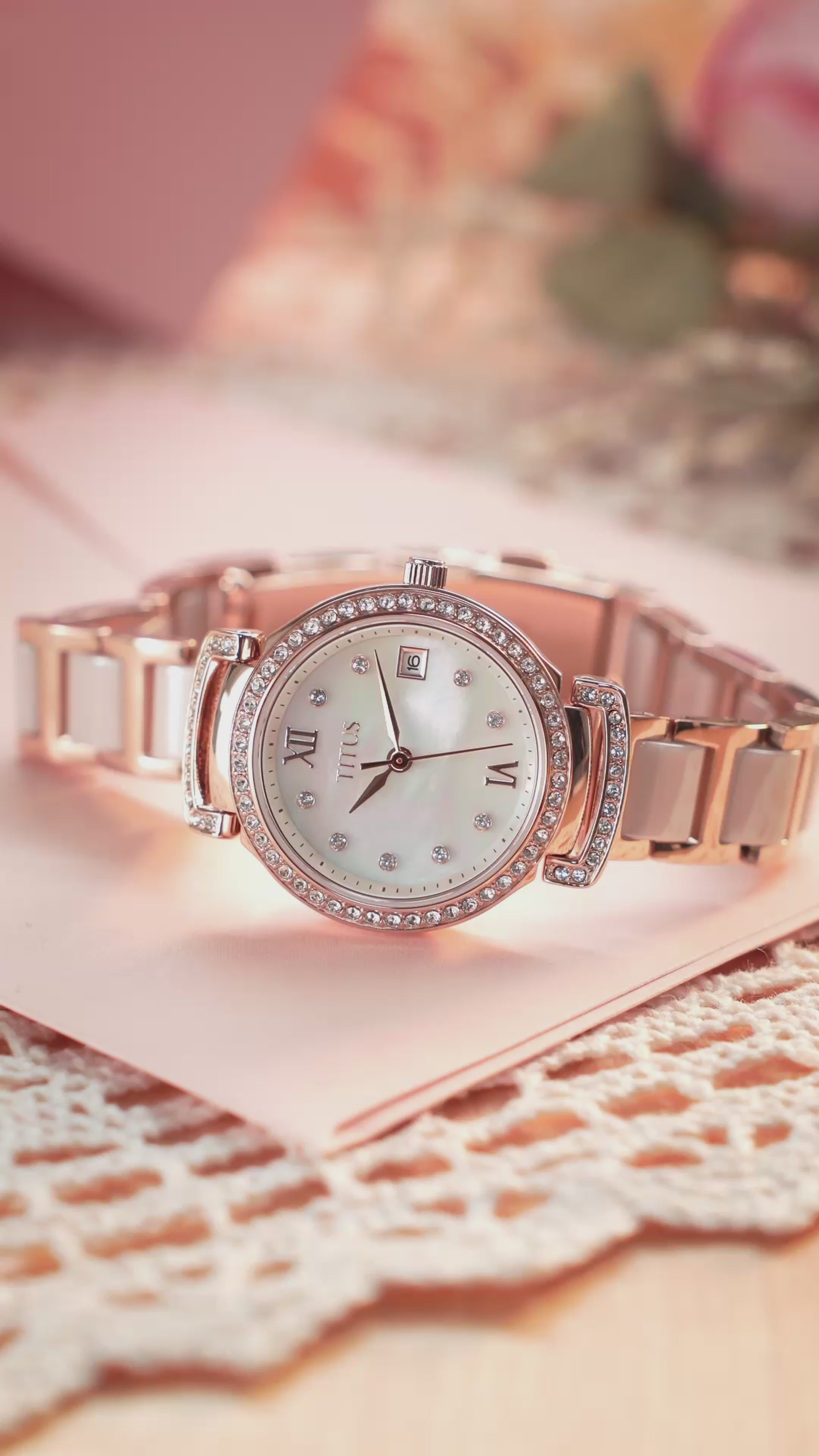 Solvil et Titus W06-03139-014 Rose Gold Ceramic | City Chain
