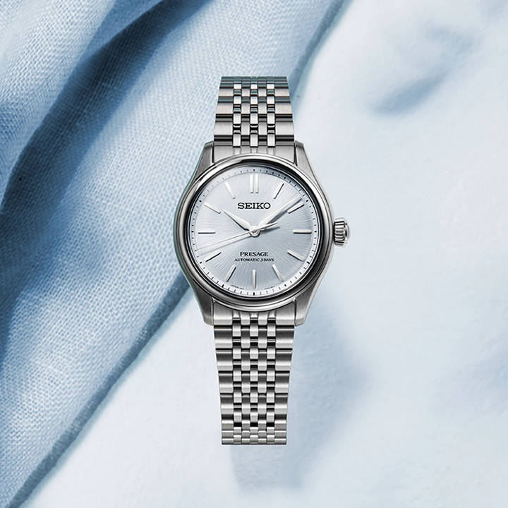 Seiko SPB521J1 light blue dial with date display and applied indices