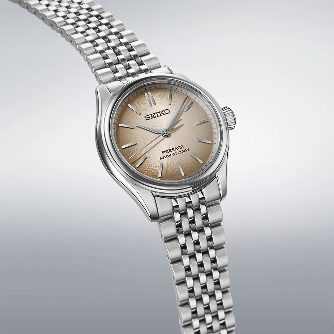 Seiko Presage SPB523J1 dual-curved sapphire crystal with anti-reflective coating