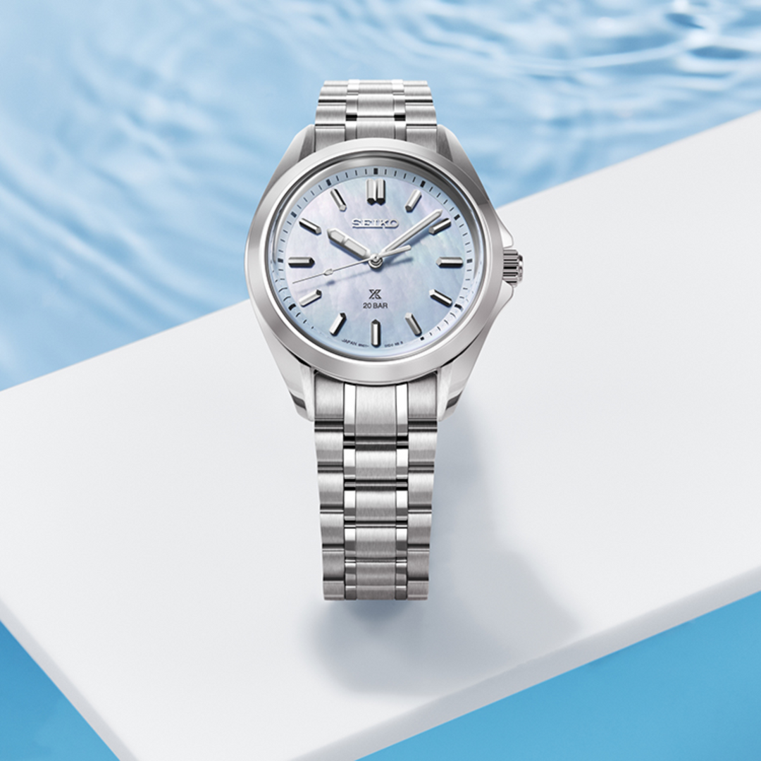Seiko Prospex SUR607J1 6N22 quartz movement 200m water resistance screw back