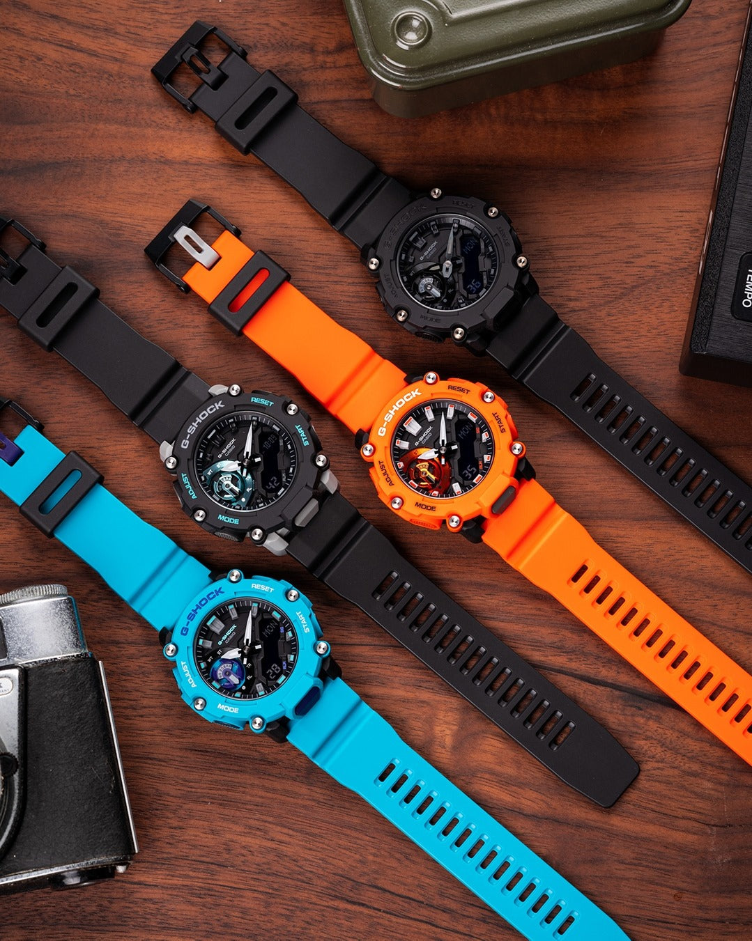 CASIO G-SHOCK GA-2200-2ADR STANDARD ANALOG-DIGITAL BLUE WATCH