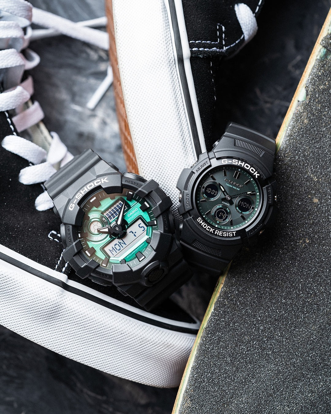 CASIO G-SHOCK AWR-M100SMG-1ADR SPECIAL COLOUR MODELS BLACK WATCH