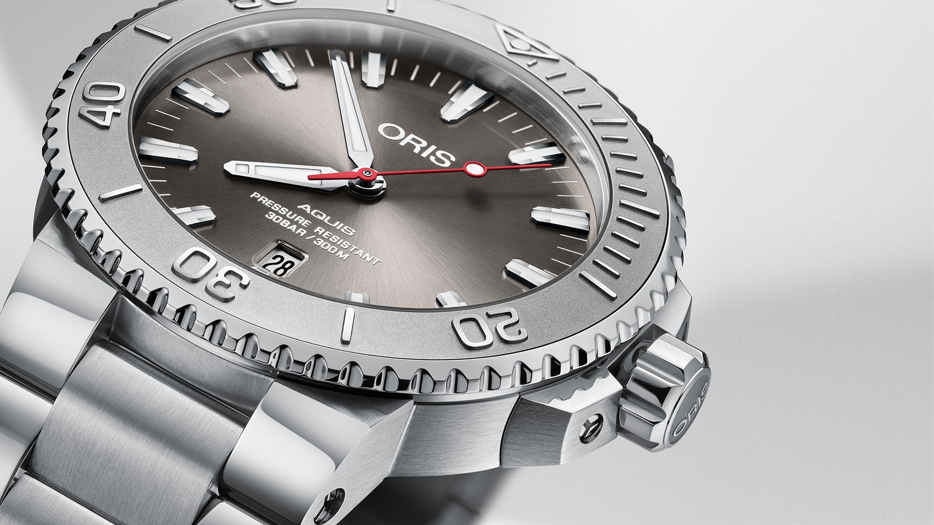 ORIS AQUIS DATE RELIEF 733 7730 4153 07 4 24 63EB MECHANICAL MEN WATCH CITY CHAIN City Chain Singapore