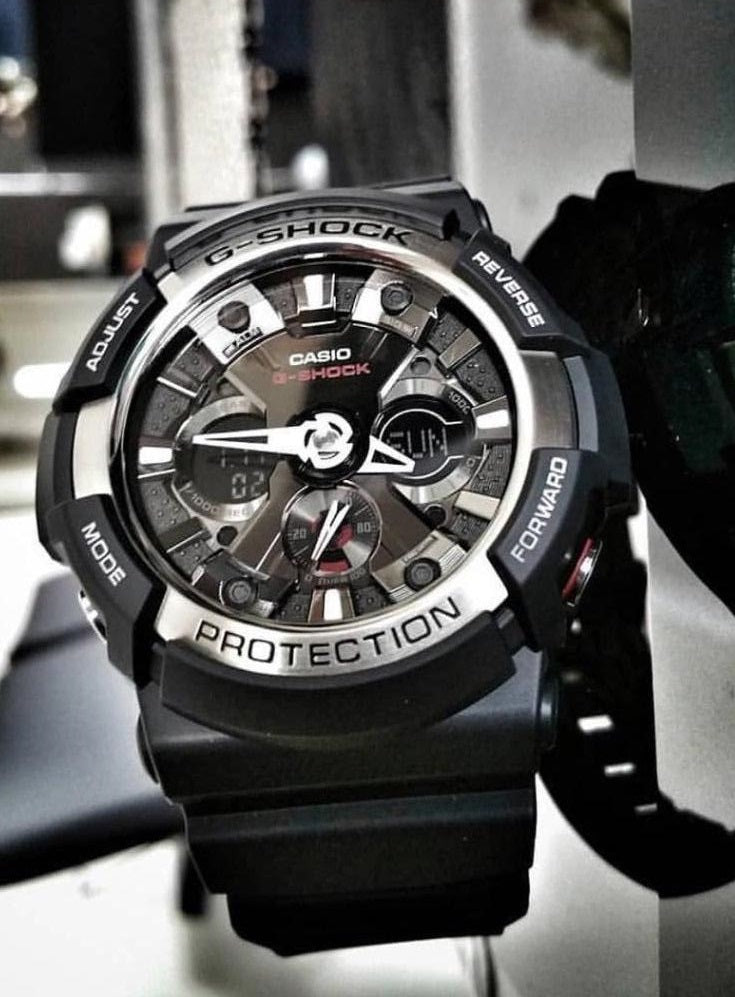 CASIO G-SHOCK GA-200 BLACK \u0026 silver