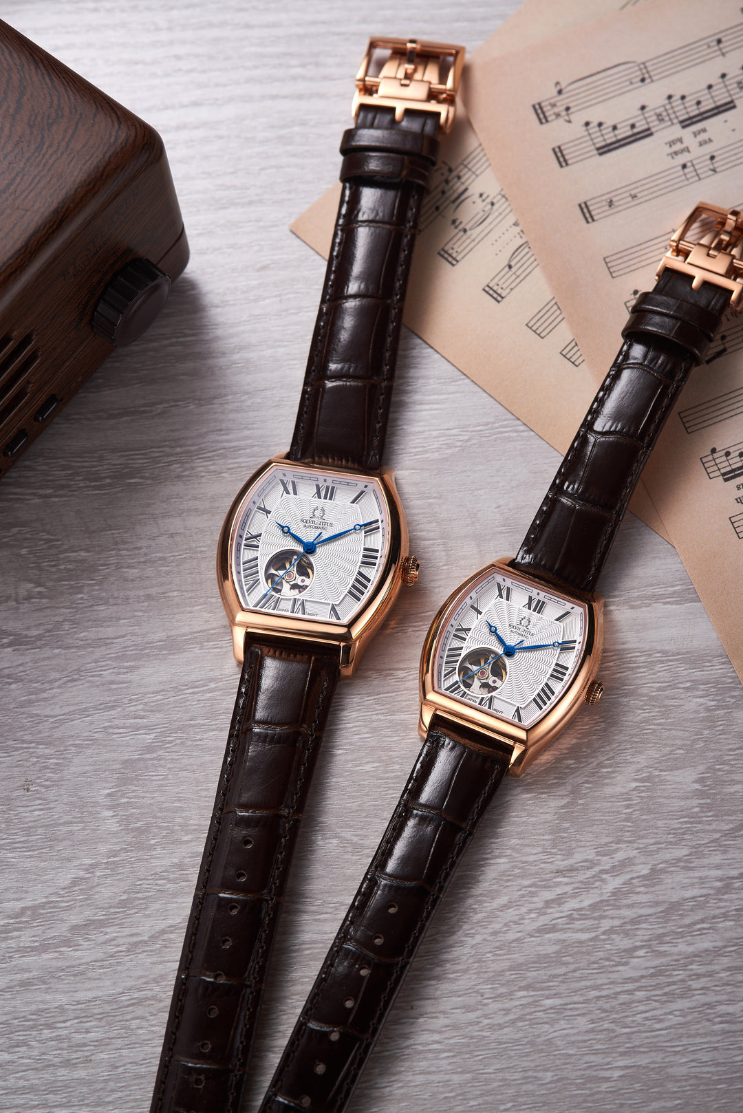 SOLVIL ET TITUS BARRIQUE W06-03268-002 3 HANDS MECHANICAL MEN WATCH