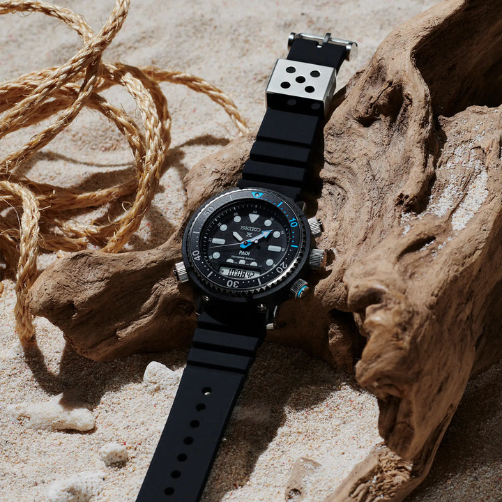 SEIKO PROSPEX SNJ035P1 PADI SPECIAL EDITION "ARNIE" SOLAR HYBRID DIVER'S 40TH ANNIVERSARY MEN WATCH