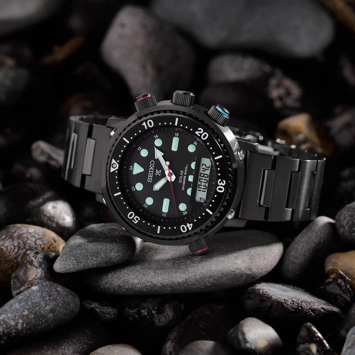 SEIKO PROSPEX SNJ037P1 LIMITED EDITION "COMMANDER ARNIE" SOLAR HYBRID DIVER'S 40TH ANNIVERSARY MEN WATCH