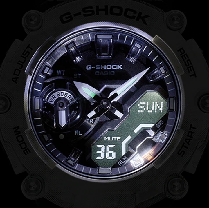 CASIO G-SHOCK GA-2200GC-7ADR SPECIAL COLOUR MODELS WHITE WATCH