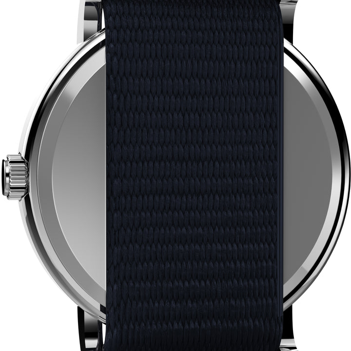 TIMEX WEEKENDER X PEANUTS FT. SNOOPY QUARTZ WATCH